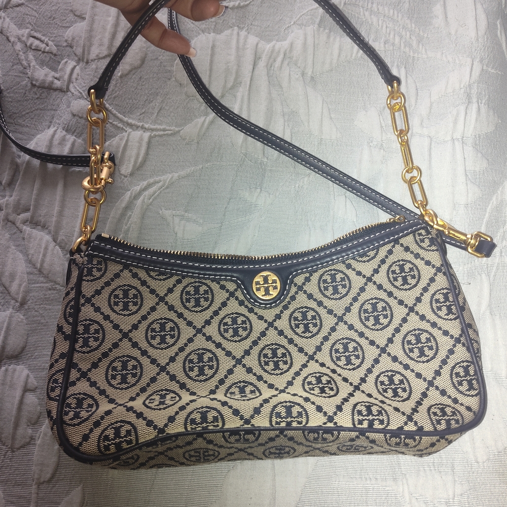 Tory Burch Black and Cream Logo Crossbody Bag - Picture 2 of 6
